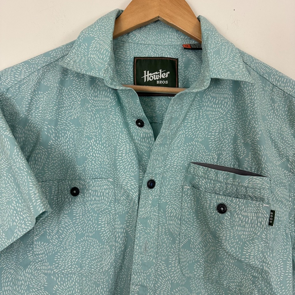 Howler Bros Shirt Blue Prickly Pear Print Short Sleeve Button Up Mens Medium